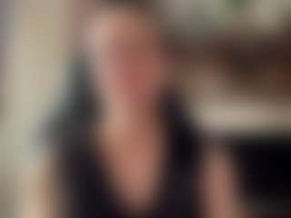 Live cam show with LouisDegen - Hairy Pussy on livesuperchat.net