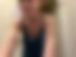 Live cam show with LouisDegen - Blue Eyes on StripNow