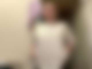 Live cam show with LouisDegen - Normal on Camsoda