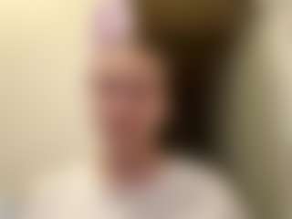 Live cam show with LouisDegen - Fingers on CamwithHer