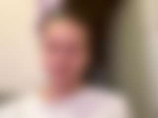 Live cam show with LouisDegen - Normal on Camsoda