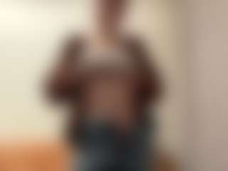 Live cam show with LouisDegen - Hairy Pussy on Camsoda