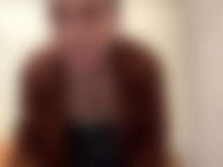 Live cam show with LouisDegen - Blue Eyes on Camsoda