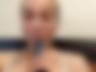 Live cam show with LouisDegen - Granny Blonde Hair on Camsoda
