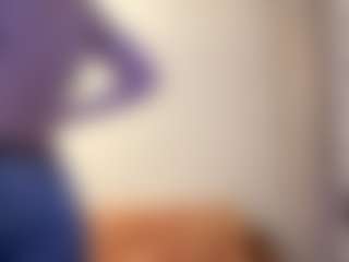 Live cam show with LouisDegen - Granny Brown Hair on AdultVida.com