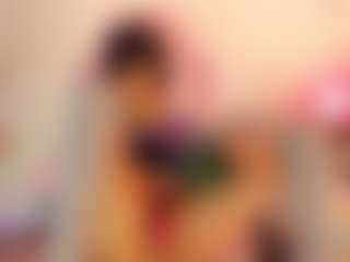 Live cam show with lunitaprincess-14 - Anal on SxyPornLive