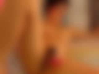 Live cam show with lunitaprincess-14 - Athletic on Camsoda