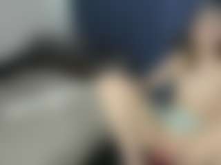 Live cam show with miawlofy - Striptease on Camsoda