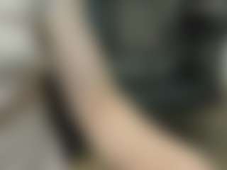 Live cam show with miawlofy - Amateur on milfzrlive.com