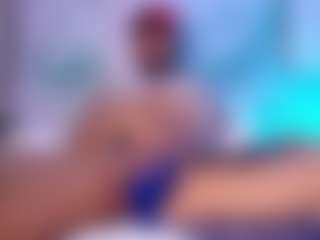 MichaelHanks's Live Sex Cam Show
