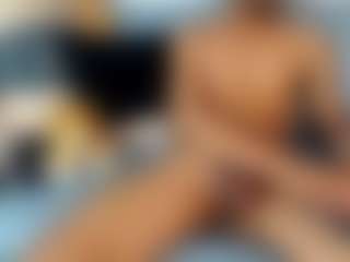 Live cam show with MichaelHanks - Big Cock on Mixed Magazine Live