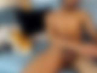Live cam show with MichaelHanks - HD on Camsoda