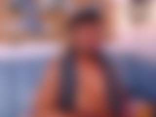 MichaelHanks's Live Sex Cam Show