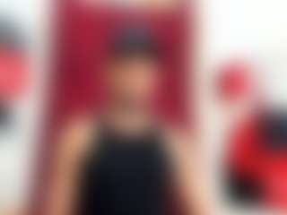 Live cam show with MichaelHanks - HD on Mixed Magazine Live