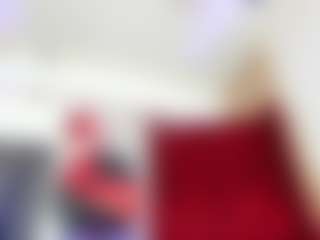 Live cam show with MichaelHanks - Lean on AdultVida.com
