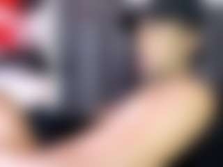Live cam show with MichaelHanks - Average on Camiplay Live