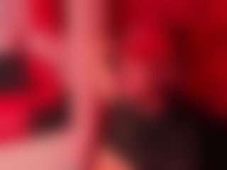 Live cam show with MichaelHanks - Sexting on Milfs Live