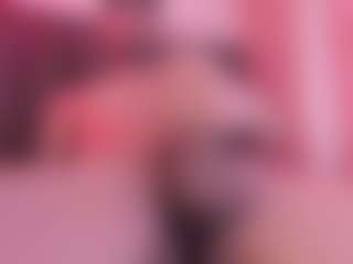 Live cam show with MichaelHanks - Lean on StripNow