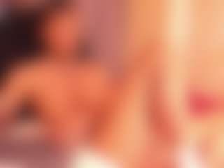Live cam show with MichaelHanks - Orgasm on Dolls Live