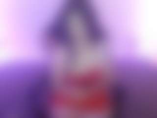 Nefertary-25 MILF webcam performer live streaming