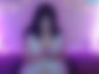 Nefertary-25 MILF webcam performer live streaming