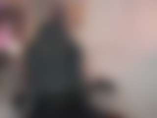 Live cam show with SilviaYates - Brown Eyes on camtv