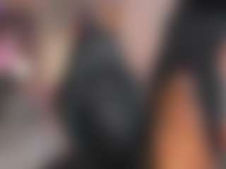 Live cam show with SilviaYates - Sexwebcam on Uber Horny