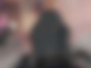 Live cam show with SilviaYates - Teen (18+) on Latina Girls