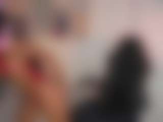 Live cam show with SilviaYates - Tease on 1on1-livenow