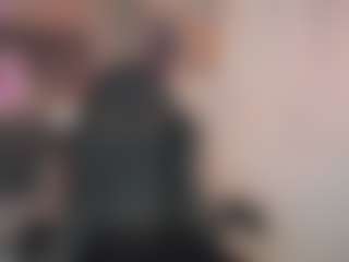 Live cam show with SilviaYates - Tease on makecum.org