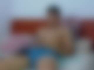 Live cam show with Skook-Gray - Tease on liverealitysex.com