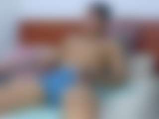 Live cam show with Skook-Gray - Sexting on CamClone