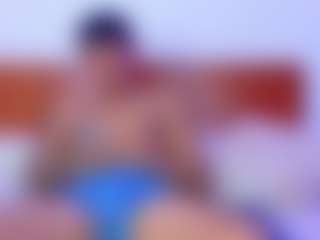 Live cam show with Skook-Gray - Black Hair on CamwithHer