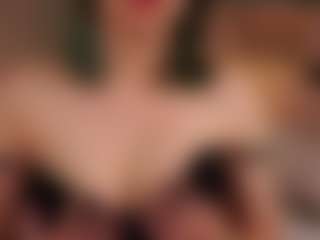 Live cam show with StarrChristel - Teen (18+) on Fling VIP Chat