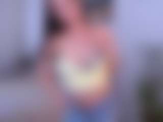 Live cam show with Beronika - Nympho on livesuperchat.net