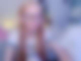 Live cam show with cut1ecut1e - Blonde Hair Petite on Camsoda