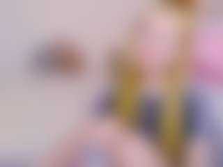 Live cam show with cut1ecut1e - Student on Camsoda
