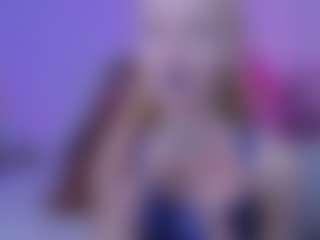 Live cam show with cut1ecut1e - Blondie on Big Tits