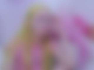 Live cam show with cut1ecut1e - Glasses on Gym Cam Girls