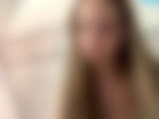 Live cam show with Naomi - Dildo on Fling VIP Chat