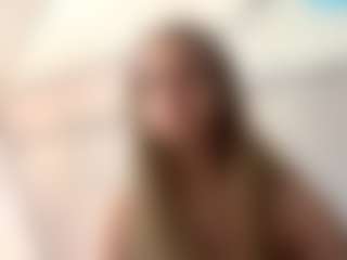 Live cam show with Naomi - College on chickslive.net