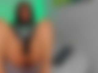 Live cam show with Missmegan - White on Streamer API | colombia