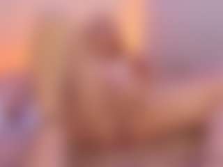 Live cam show with Missmegan - Canadian on Camsoda | colombia
