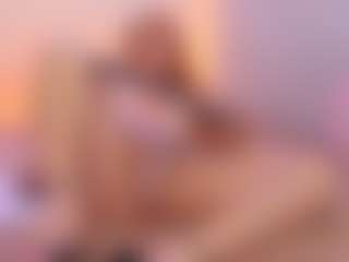 Live cam show with Missmegan - Uk on Camsoda | colombia
