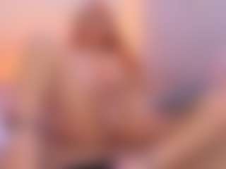 Live cam show with Missmegan - German on Camsoda
