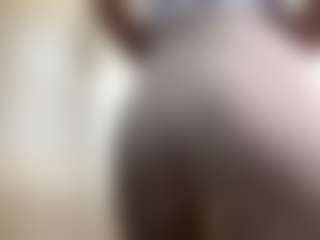 NellaTays's Live Sex Cam Show
