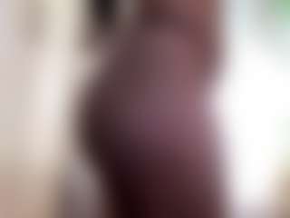 NellaTays's Live Sex Cam Show