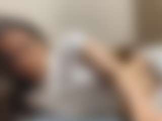 NellaTays's Live Sex Cam Show