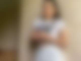 NellaTays's Live Sex Cam Show