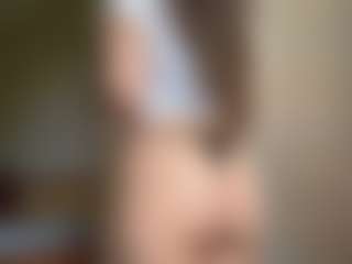 NellaTays's Live Sex Cam Show
